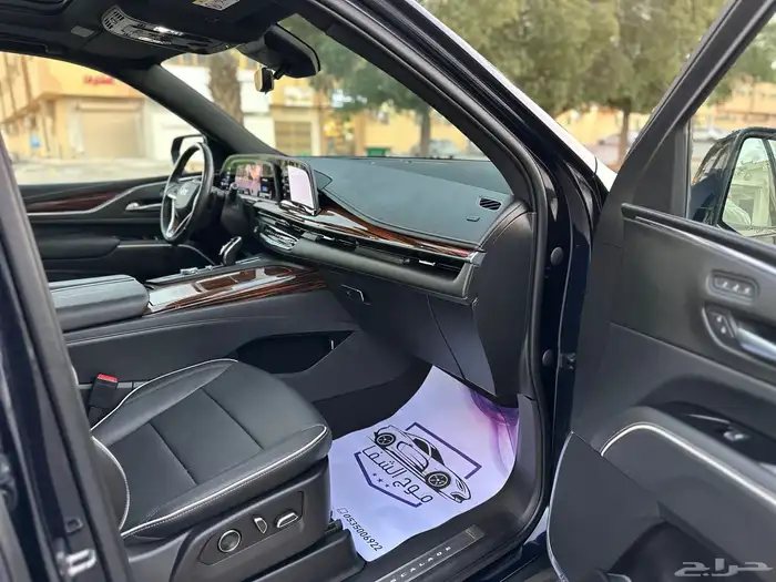 اسكاليد 2021 طويل مخززن 20