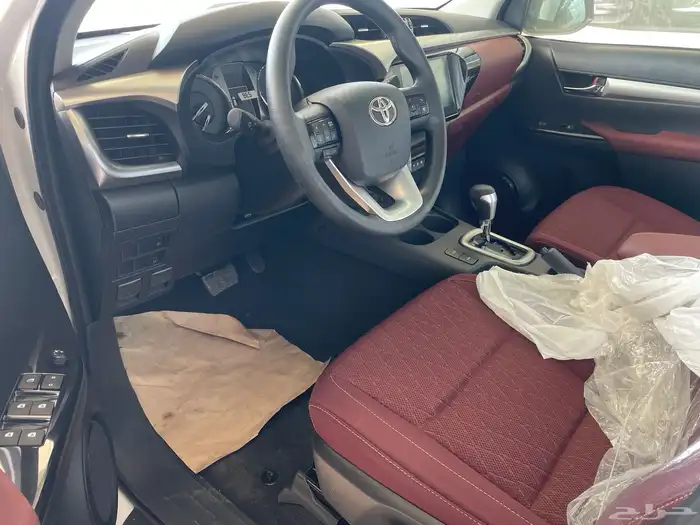 هايلكس غمارتين سوبر بنزين فل كامل اتوماتيك 2025 سعودي 4