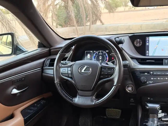لكزس Es350 نص فل cc موديل 2020 24