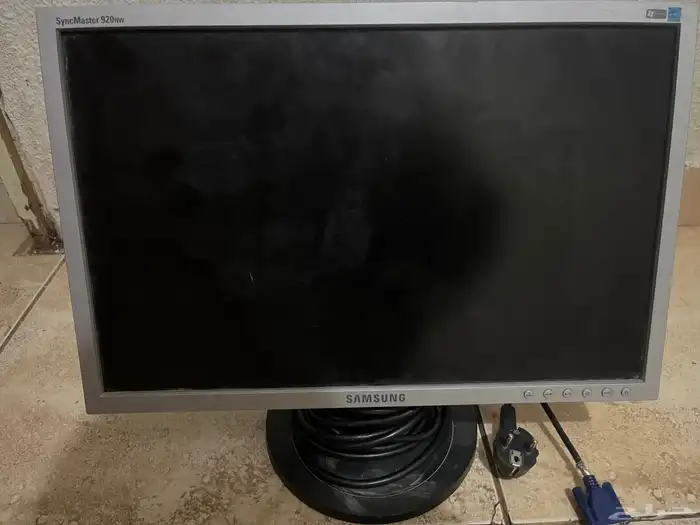 كمبيوتر مكتبي 1