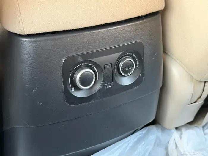 ميتسوبيشي باجيرو موديل 2020 27