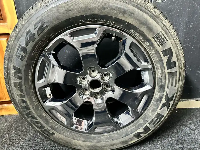 جنط مع كفر موهافي للبيع 1