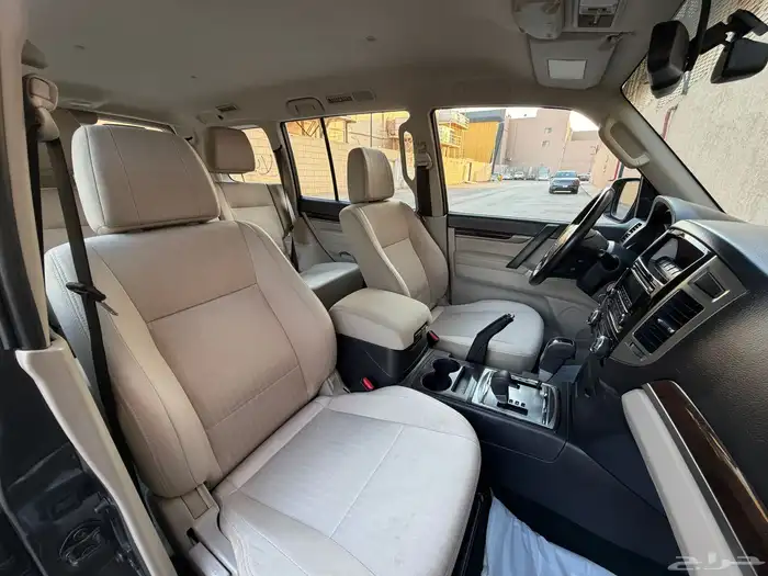 ميتسوبيشي باجيرو موديل 2020 46