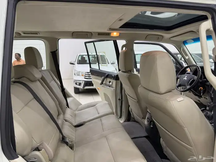 ميتسوبيشي باجيرو 2017 فل كامل مكينه 3800 16