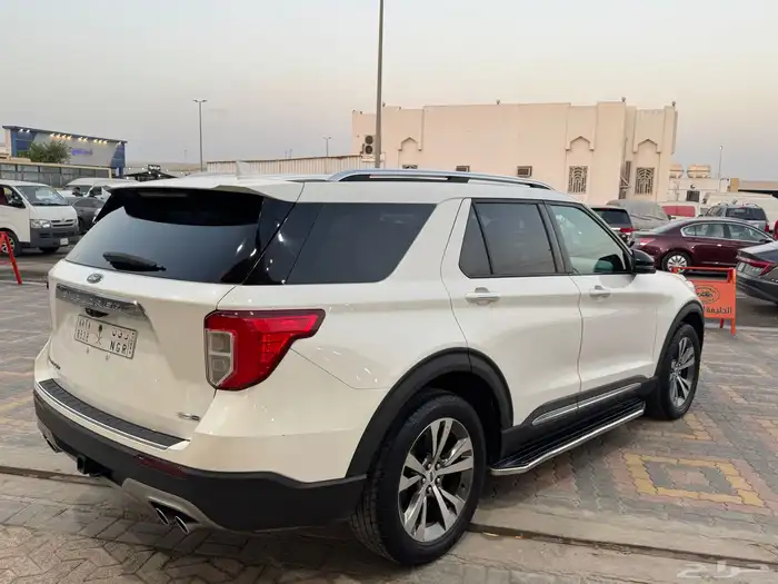 فورد اكسبلورر 2020 نظيف 5