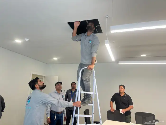 صيانة اجهزة التكييف وغسيلها وتريكبها اسعار تنافسيه 37