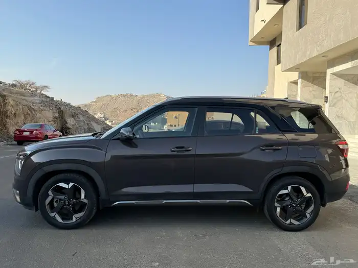 هونداي جراند كاريتا 2024 سبعة 7 راكب بحالة الوكالة مالك أول 4