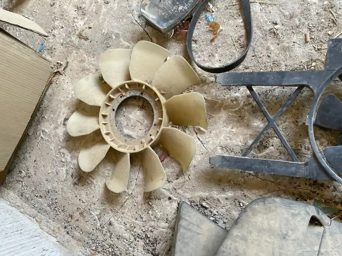 قطع غيار تشليح نيسان اكستيرا 2012 30