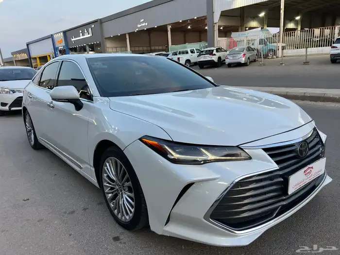 تويوتا افالون بريميوم 2021 فل كامل 1
