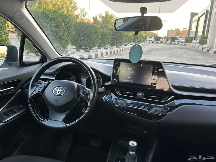 تويوتا C-HR 2022 هايبرد 12