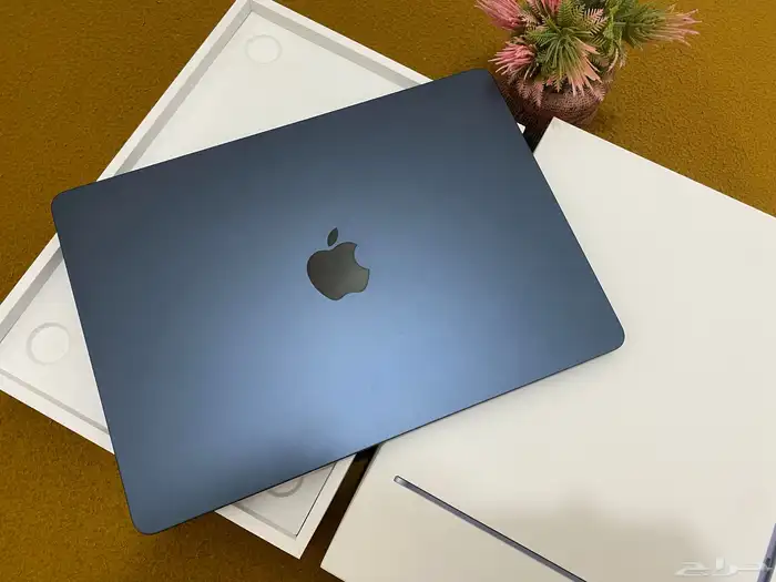 ماك بوك اير M4 نفس الجديد ضمان جرير 25