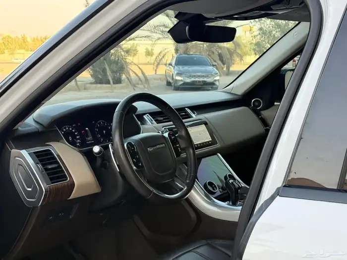 رنج روفر سبورت موديل 2022 8