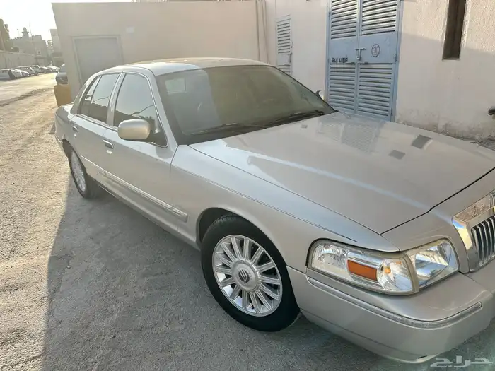 فورد قراند ماركيز 2008 نظيف 1