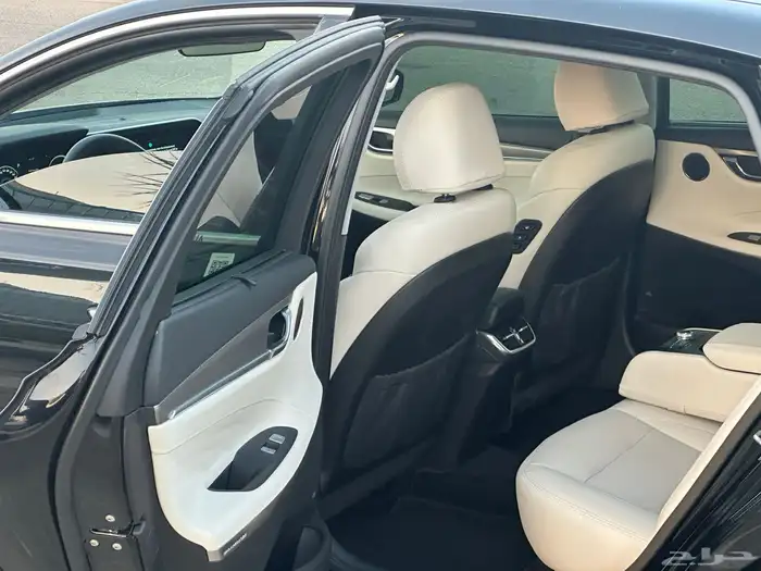 هونداي ازيرا 2022 بنزين 6 سلندر 4