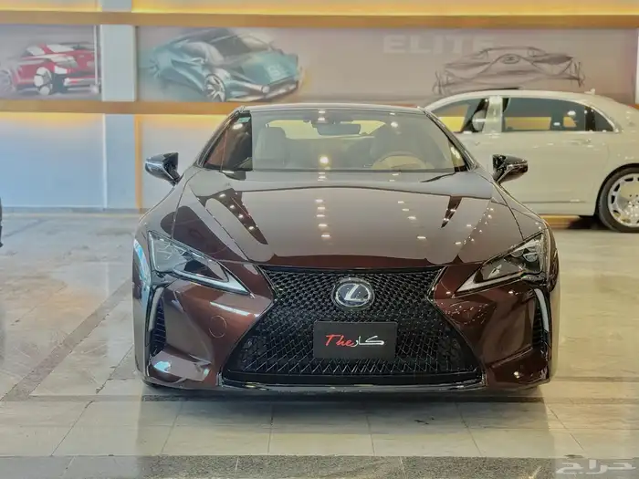 لكزس LC500h 2017 0