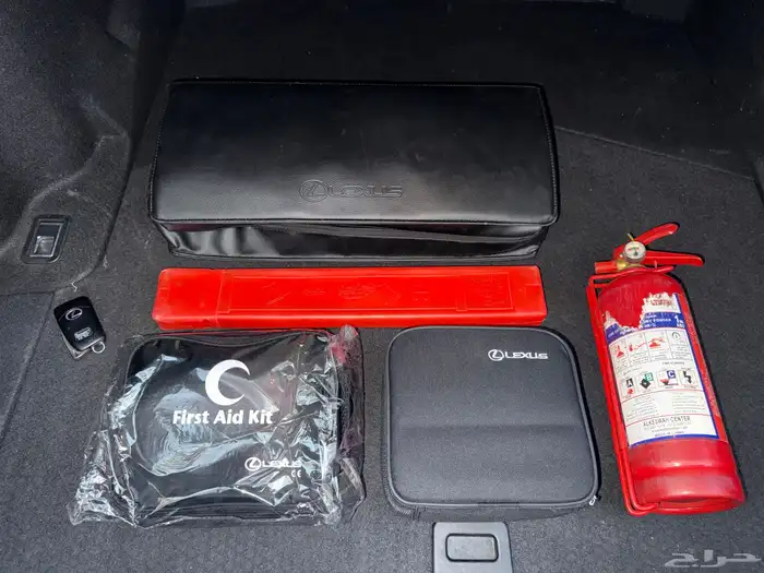 لكزس is350 2015 17