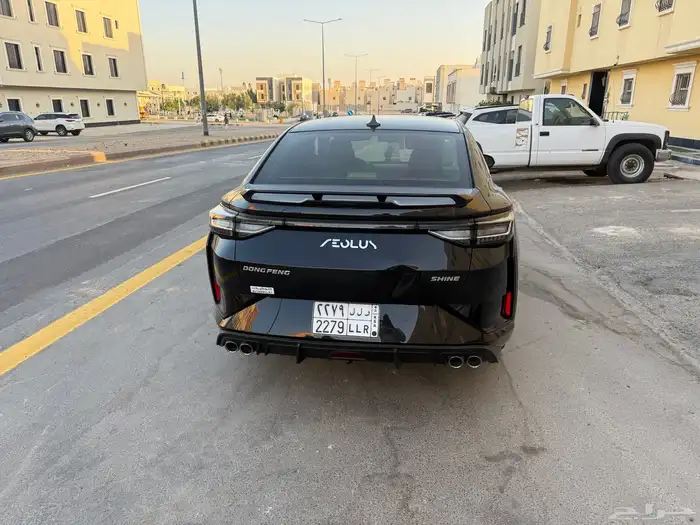 للتنازل سيارة دونغ فينج 2