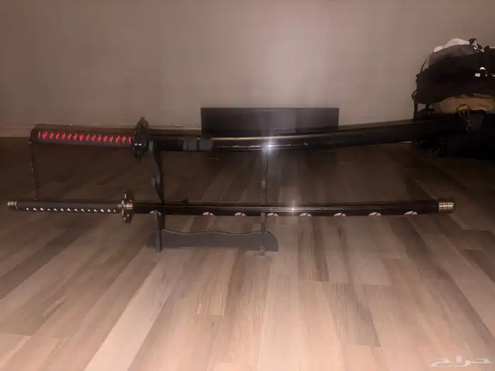 سيف زورو و ايتشيغو مع قاعده 0