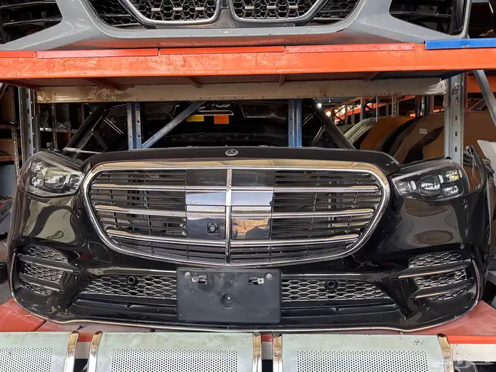 متوفر جميع قطع غيار السيارات الالمانيه 1