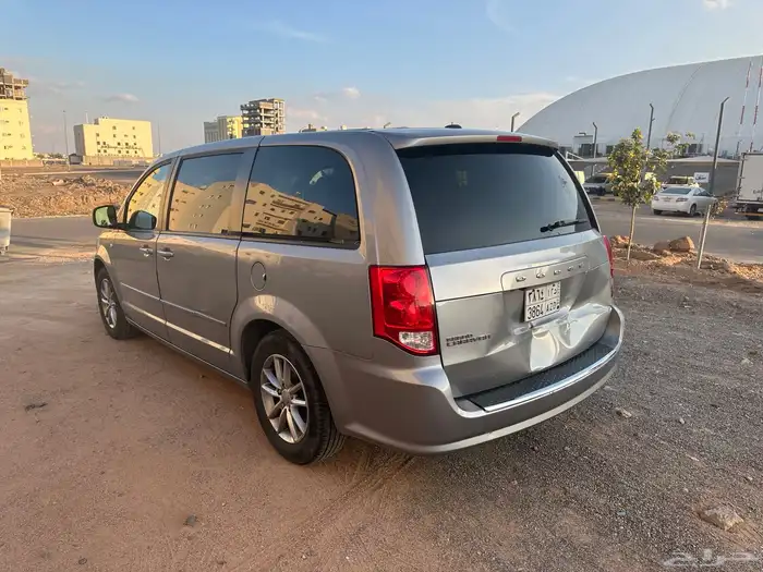 دودج جراند كارافان - سيارة عائلية 2