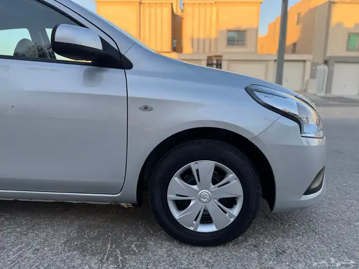 نيسان صني 2017 اوتوماتيك نظيفه جدا 15