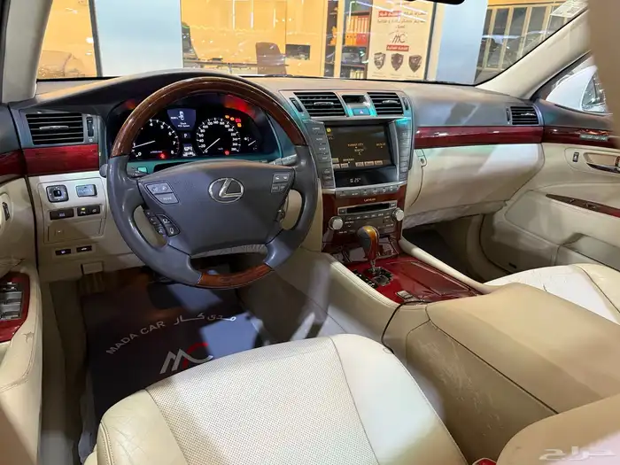 لكزس - LS460 L - 2010 - فل كامل- ممشى قليل( بحالة الوكاله ) 4