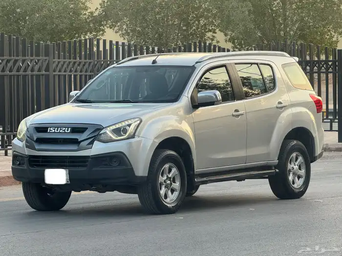 ايسوزو MUX ديزل 2019 سعودي 0