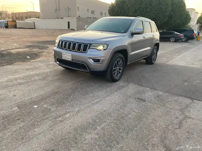 جيب جراند شيروكي هيمي لمتيد نادر بنظافته 4