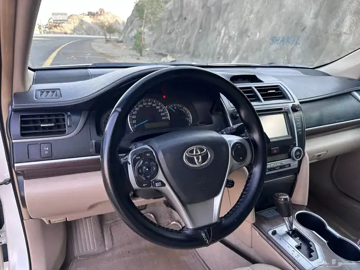 تويوتا كامري 2015 GLX عبداللطيف جميل 33