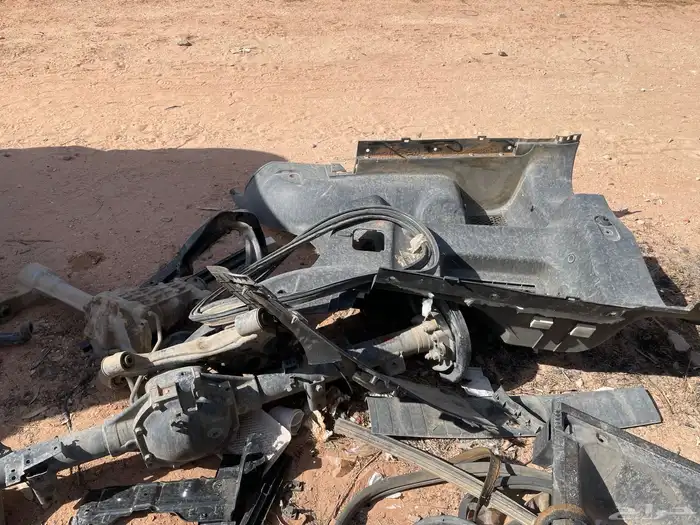 قطع غيار تشليح نيسان اكستيرا 2012 2