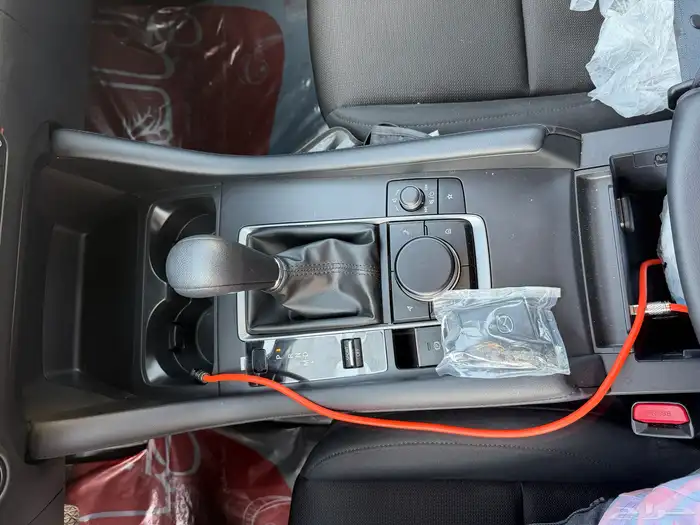 مازدا 3 موديل 2025 - ( استخدام بسيط جدا ) 21