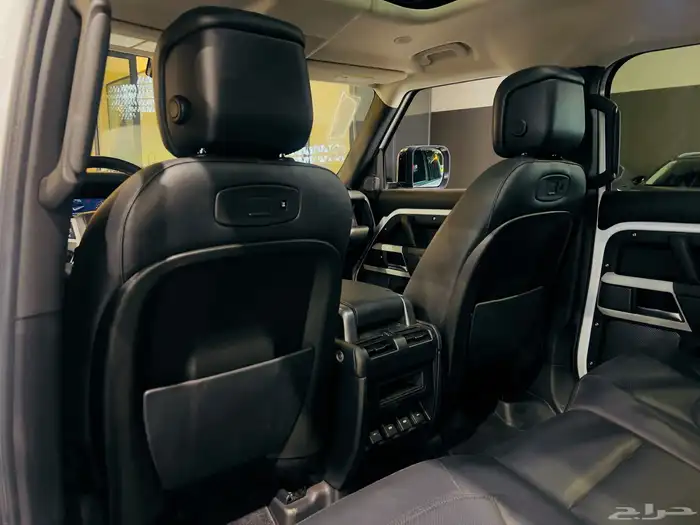 لاند روفر ديفندر 2020 HSE (بحالة ممتازة) 5