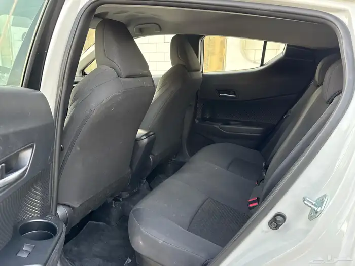 تويوتا C-HR 2022 هايبرد 11