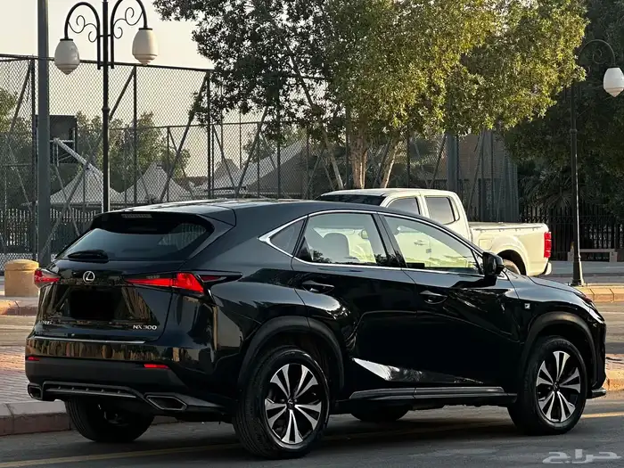 لكزس NX300 2021 اف سبورت 11