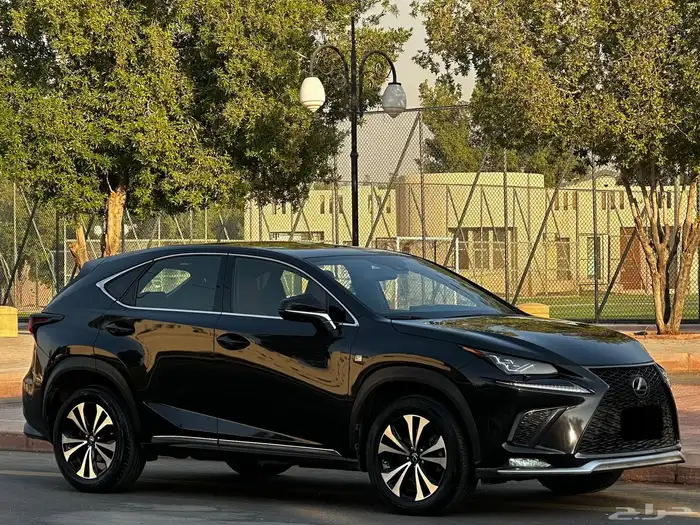 لكزس NX300 2021 اف سبورت 8