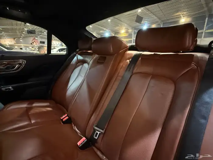 لينكولن كونتيننتال 2017 (( بحالة ممتازة )) 13