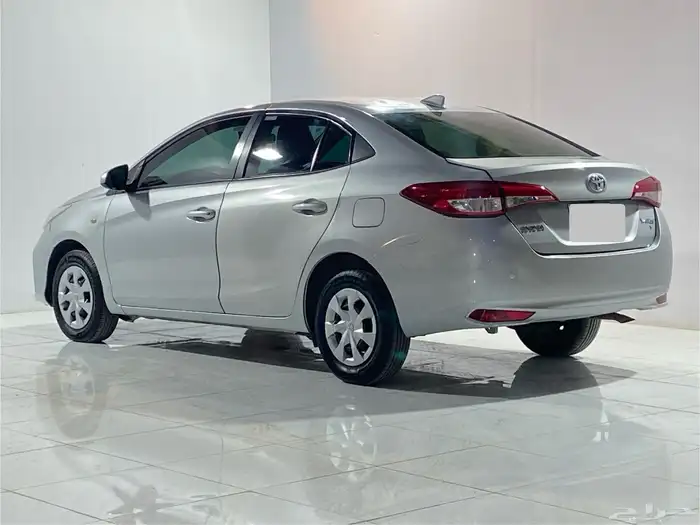 تويوتا يارس 2022 9