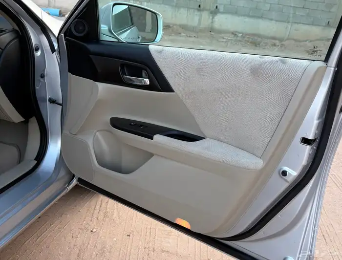 هوندا اكورد 2013 استاندر للبيع 13