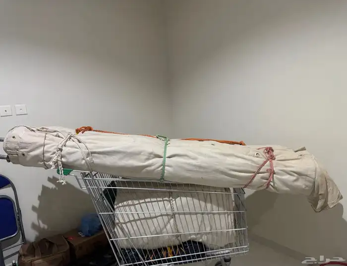 خيمة باكستانيه عمود ثلاث غاط 4 4 نظيفه مرره وخاليه من جميع 1