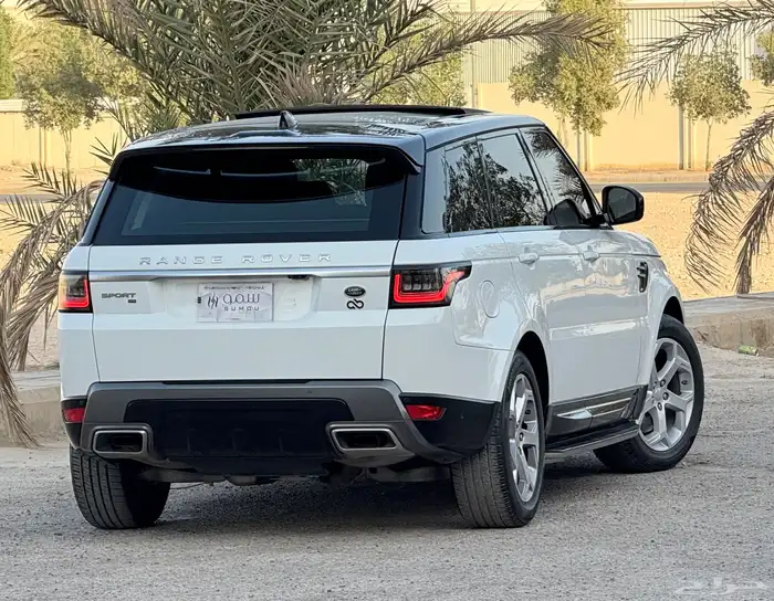رنج روفر سبورت موديل 2022 5
