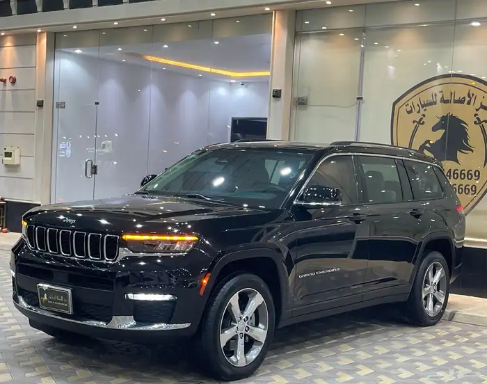 جيب جراند شيروكي 2021 - لمتيد لارج نظيف جدا 0