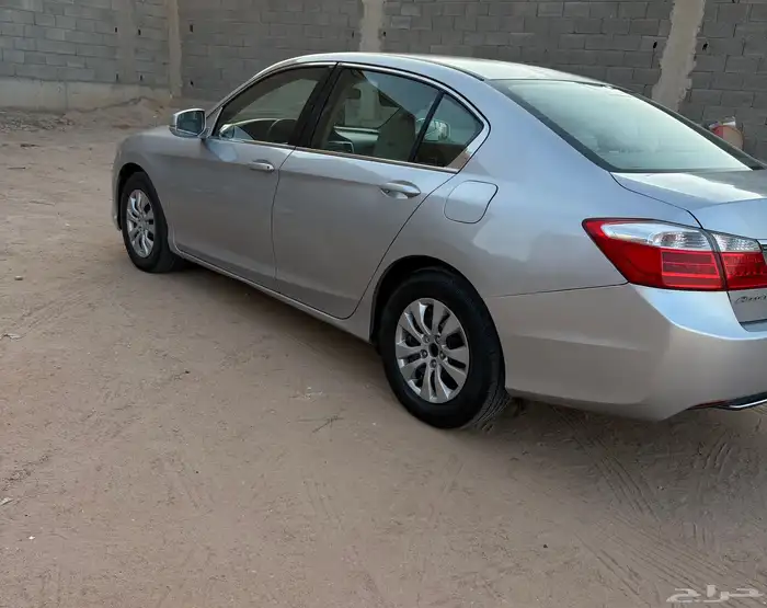 هوندا اكورد 2013 استاندر للبيع 6