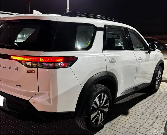 باثفايندر موديل 2023 2