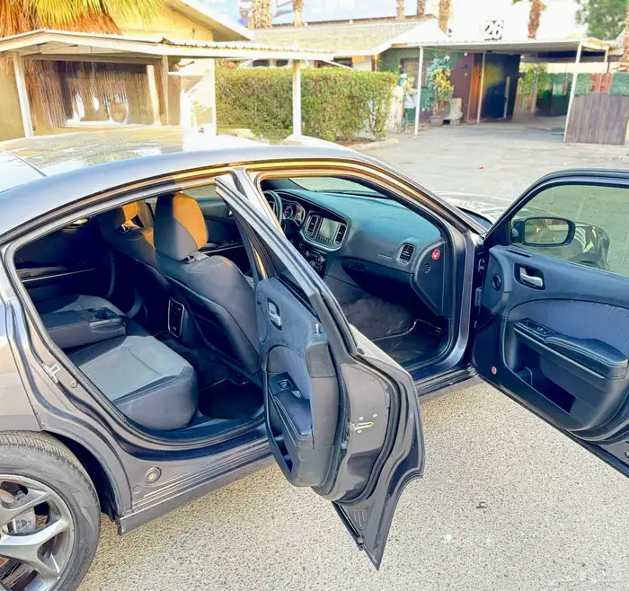 دودج تشارجر ممشى قليل 15