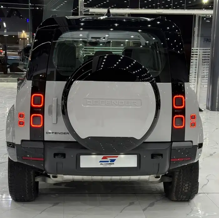 ديفندر SE موديل 2026 خليجي 4