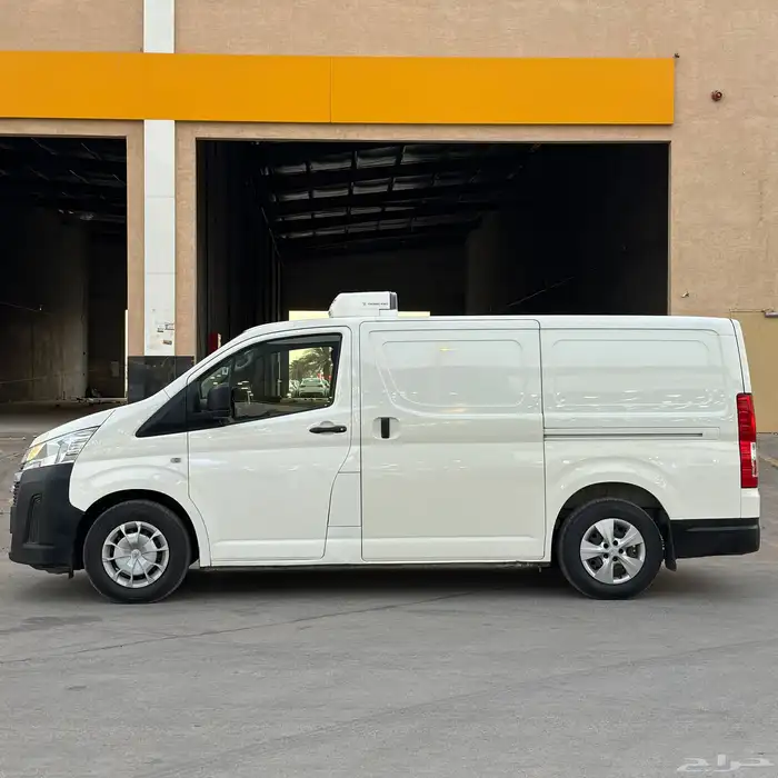 تايوتا باص هايس 2021 ديزل فان ثلاجه ثيرمو كينق مروحتين 3