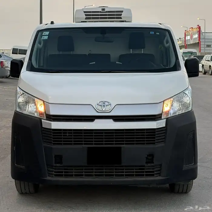 تايوتا باص هايس 2021 ديزل فان ثلاجه ثيرمو كينق مروحتين 1