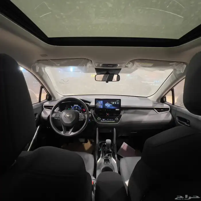 كورولا كروس جديد بنزين 2025 10