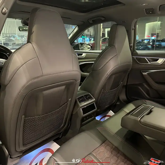 اودي RS6 Performance موديل 2025 ماشي 4.741 كم وارد الوكالة 8