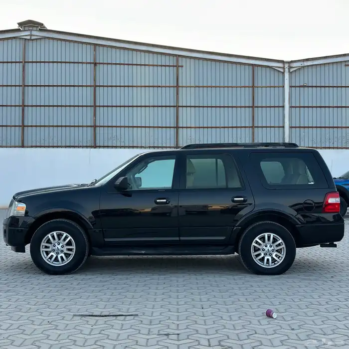 فورد اكسبديشن 2010 قصير سعودي نص فل XLT بدون دبل 3